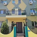 House 2 Guest house