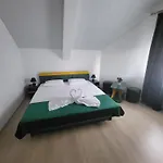 House 2 Guest house