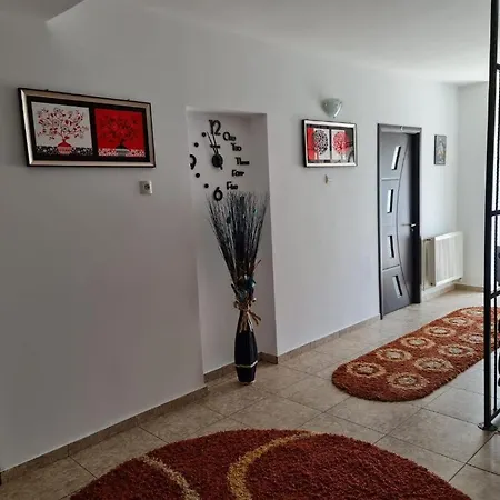 House 2 * إيفوري نورد